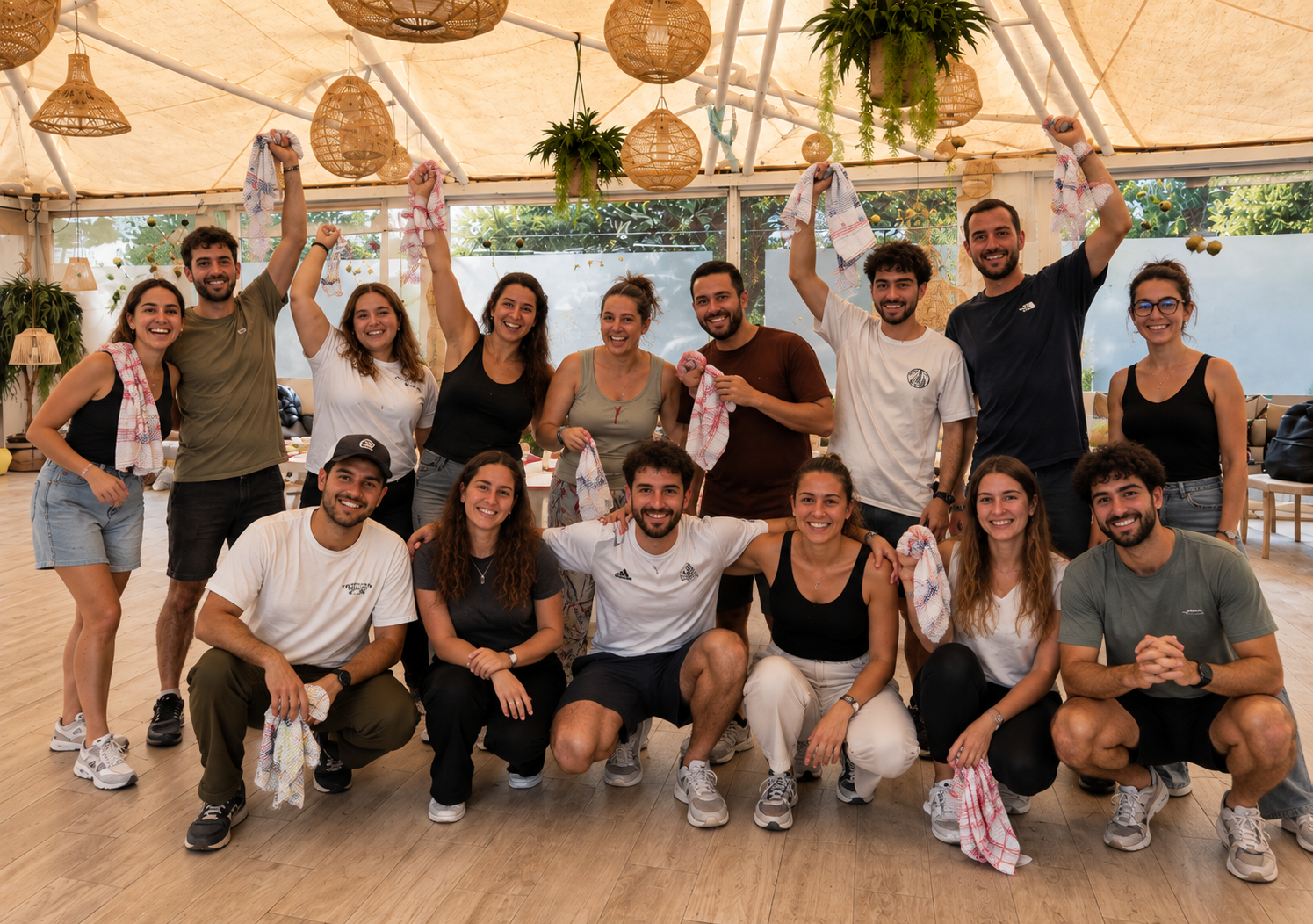 Foto final del grup participant en l’activitat de cohesió